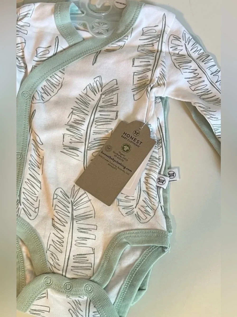 The Honest Company Newborn Gender Neutral 2 Pc Onesie Set Long Sleeves NWT